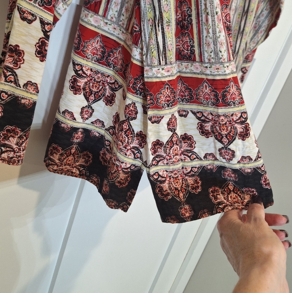 J. Jill Floral Medallion Print Tunic Top 100% Rayon Long Sleeve Sz 2X Red White - Picture 6 of 13
